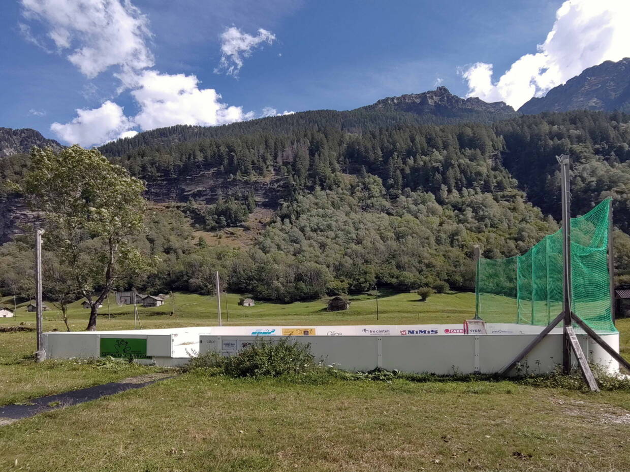 eisfeld_korweb.jpg eisfeld_korweb.jpg